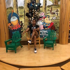 Meet your Posher, Kisha